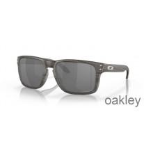 Oakley Holbrook XL Prim mustat polarisoidut linssit Woodgrain Kehys aurinkolasit