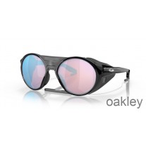 Oakley Clifden Sonnenbrille mit Prisma Schnee Saphirgläsern und poliertem schwarzen Rahmen