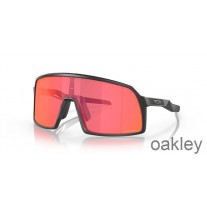 Occhiali da sole Oakley Sutro S Prizm Trail Torch con montatura nera opaca