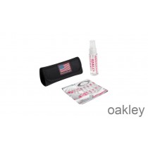 Oakley Flag Linse Cleaning Kit Solbriller