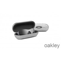 Duże metalowe okulary przeciwsłoneczne Oakley Vault