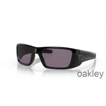 Oakley Fuel Cell Prizm szürke lencsés polírozott fekete keretes napszemüveg